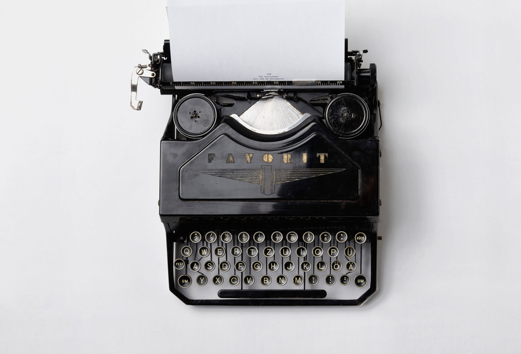 Why Wordpress is so great – typewriter